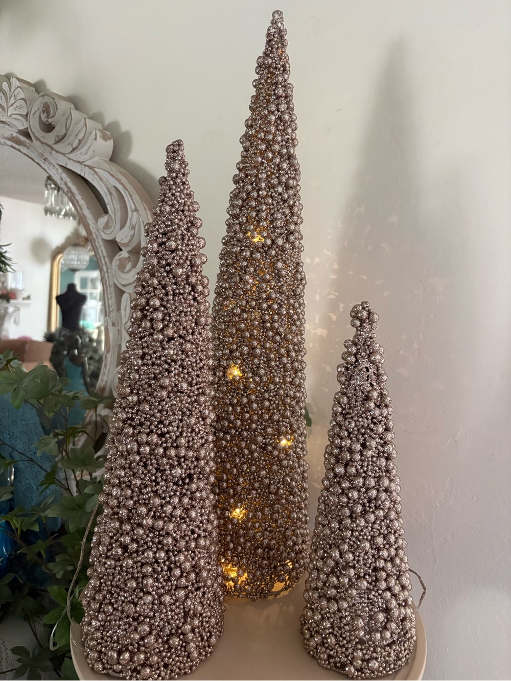 Festive Pearl Beaded Cone Tree Set - Champagne